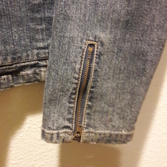 Jean jacket - Picture 4 of 4